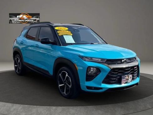 Used 2021 Chevrolet TrailBlazer RS w/ Convenience Package FWD image 1