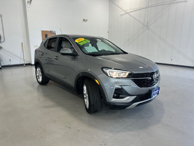 Used 2023 Buick Encore GX Preferred w/ Cold Weather Comfort Package FWD image 3