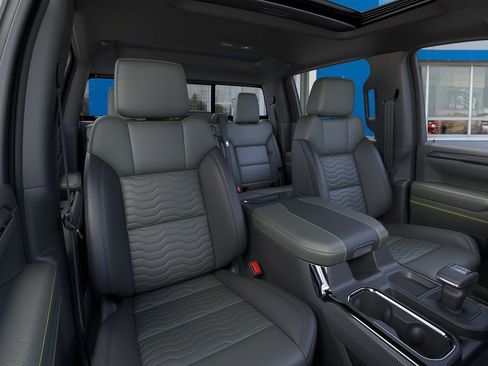 New 2026 Chevrolet Silverado 1500 ZR2 AWD/4WD image 16