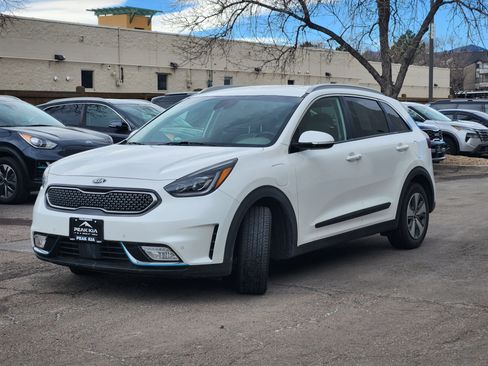 Used 2019 Kia Niro EX Premium image 4