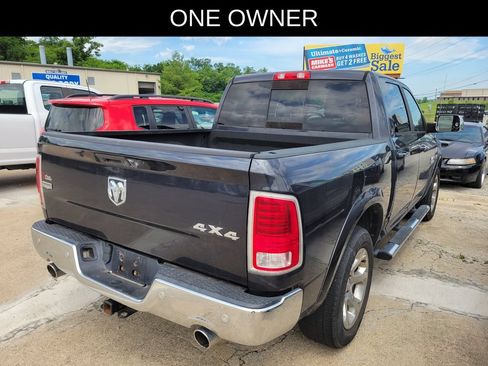 Used 2017 RAM 1500 Laramie AWD/4WD image 3