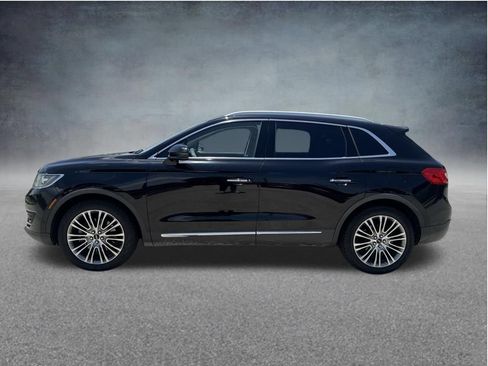 Used 2016 Lincoln MKX Reserve w/ Technology Package FWD image 3