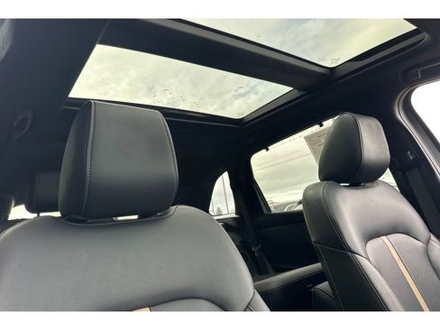 Certified 2025 MAZDA CX-90 3.3 Turbo w/ Premium Plus Pkg image 19