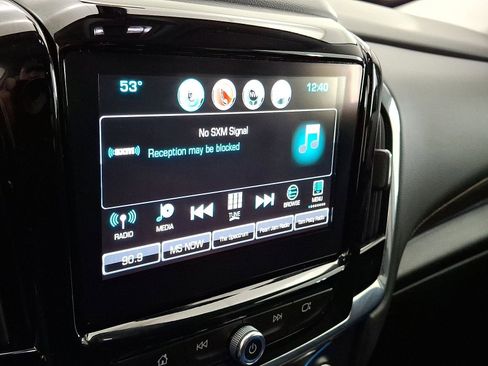 Used 2018 Chevrolet Traverse LT AWD/4WD image 6