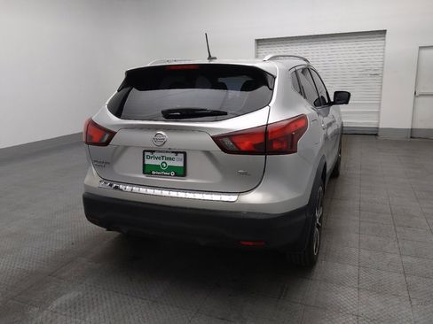 Used 2017 Nissan Rogue Sport SL w/ SL Premium Package FWD image 7