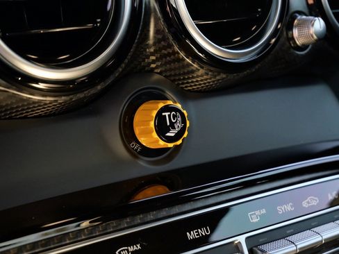 Used 2020 Mercedes-Benz AMG GT R image 28