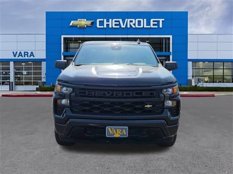 Certified 2022 Chevrolet Silverado 1500 Custom RWD image 8