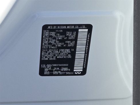 New 2026 INFINITI QX80 Luxe w/ Cargo Package image 18