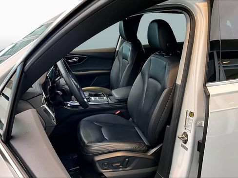 Certified 2023 Audi Q7 2.0T Premium Plus w/ Premium Plus Package AWD/4WD image 8