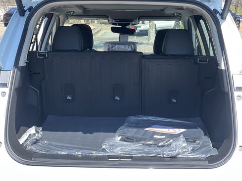 New 2026 Nissan Rogue SV image 21