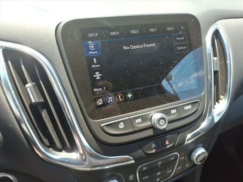 Used 2024 Chevrolet Equinox LT FWD image 32
