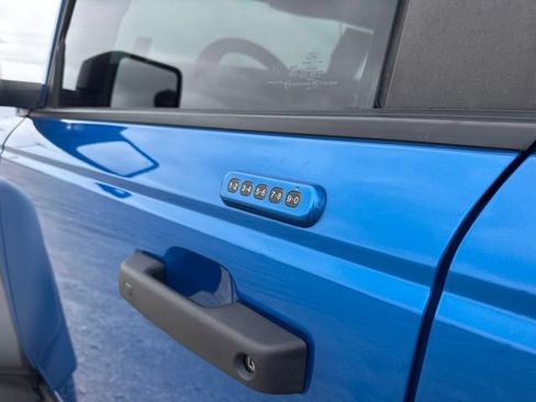 Used 2022 Ford Bronco Raptor AWD/4WD image 12