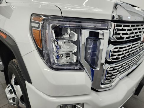 Used 2022 GMC Sierra 3500 Denali w/ Denali Ultimate Package image 29