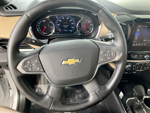Used 2023 Chevrolet Traverse Premier w/ LPO, Floor Liner Package AWD/4WD image 11