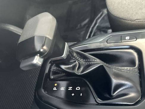 Used 2025 Kia K4 FWD image 21