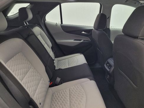 Used 2021 Chevrolet Equinox LS FWD image 19