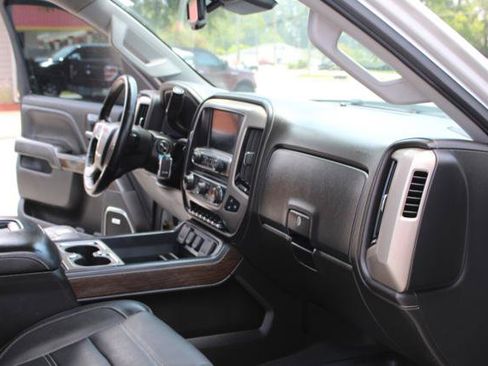 Used 2019 GMC Sierra 2500 Denali w/ Duramax Plus Package AWD/4WD image 26