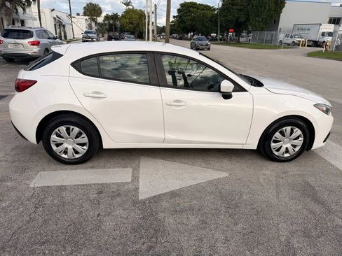 Used 2016 MAZDA MAZDA3 i Sport image 9