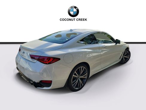 Used 2021 INFINITI Q60 3.0t Luxe w/ Essential Package AWD/4WD image 4
