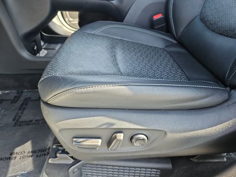 Used 2023 Toyota Sienna XSE image 30