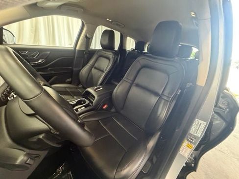 Used 2024 Lincoln Corsair AWD w/ Equipment Group 101A image 5