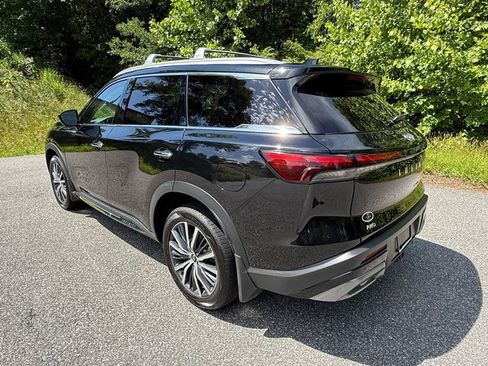 Used 2025 INFINITI QX60 Sensory w/ Vision Package AWD/4WD image 8