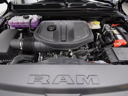 New 2026 RAM 1500 Big Horn AWD/4WD image 16