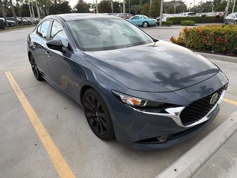 Used 2023 MAZDA MAZDA3 s FWD image 2