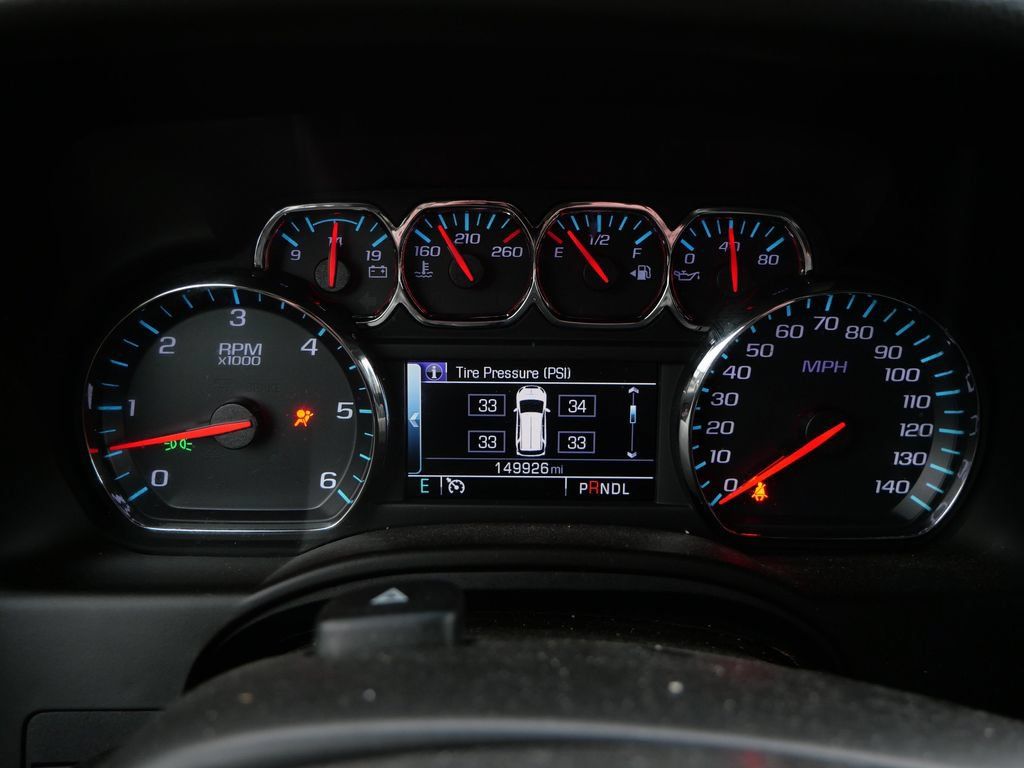Used 2019 Chevrolet Suburban LT AWD/4WD image 32