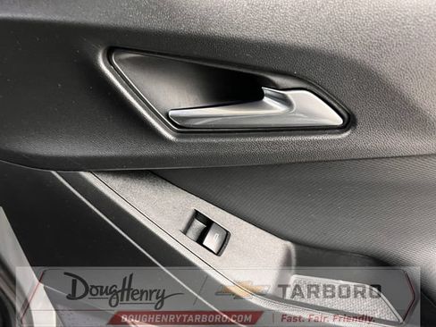 Used 2025 Chevrolet Equinox LT FWD image 33