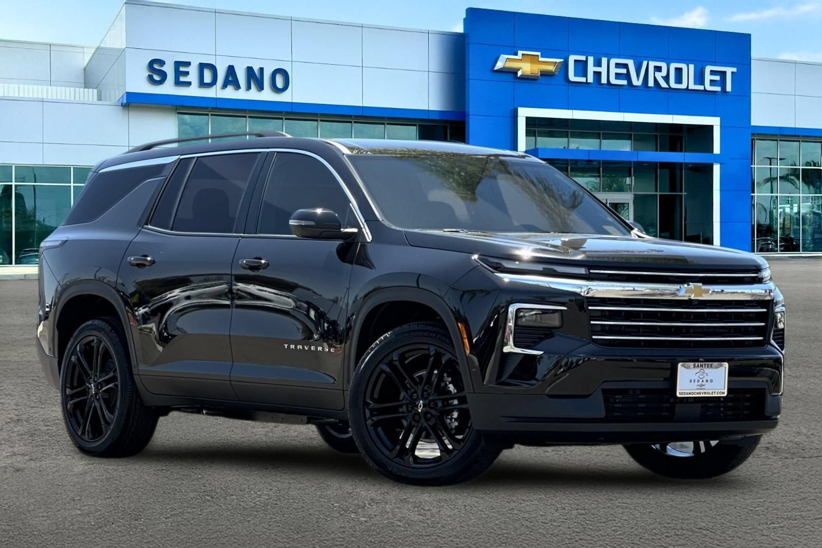 New 2026 Chevrolet Traverse LT w/ Enhanced Driving Package FWD image 2