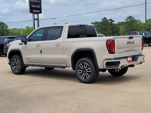 New 2026 GMC Sierra 1500 AT4 w/ AT4 Premium Package AWD/4WD image 4