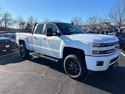 Used 2019 Chevrolet Silverado 2500 LT w/ All Star Edition image 19