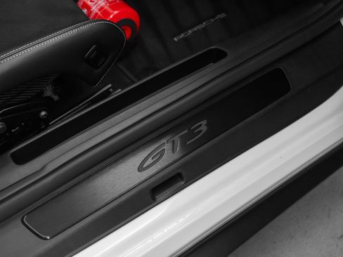 Used 2022 Porsche 911 GT3 image 26