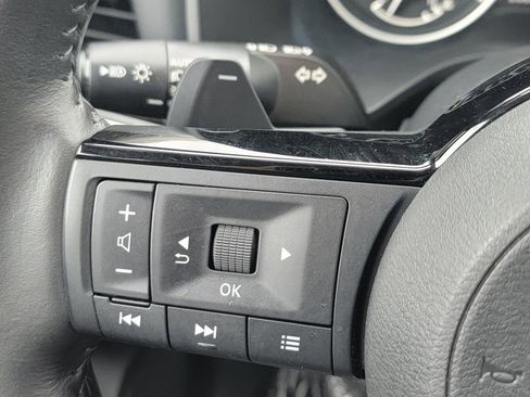Used 2023 Nissan Rogue SL w/ SL Premium Package AWD/4WD image 30