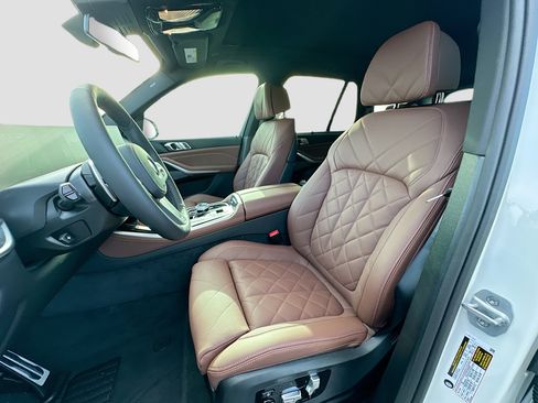 New 2026 BMW X5 sDrive40i w/ Executive Package RWD image 15