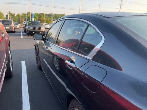 Used 2013 Honda Accord Sport image 8