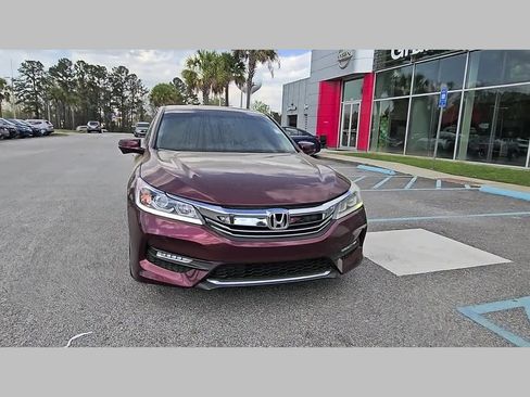 Used 2017 Honda Accord EX-L image 18