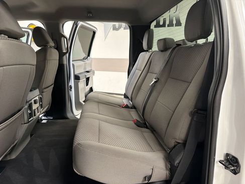 Used 2022 Ford F350 XLT w/ XLT Premium Package AWD/4WD image 32