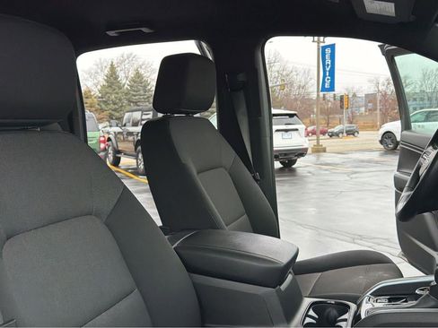 Used 2023 Chevrolet Colorado Trail Boss w/ Technology Package AWD/4WD image 29