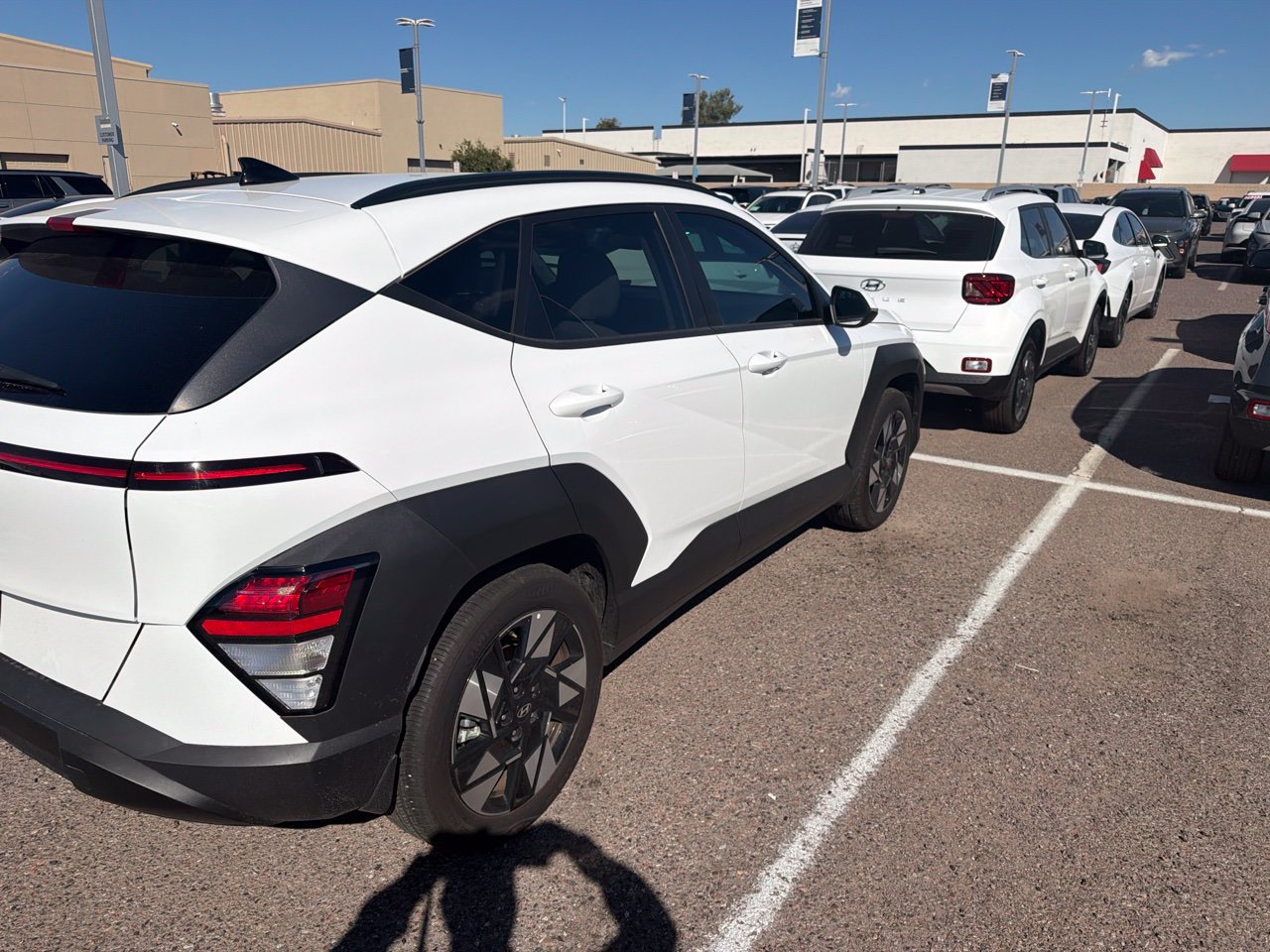 Used 2025 Hyundai Kona SEL FWD image 8