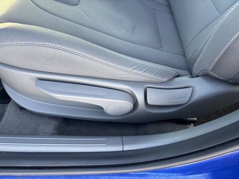 Used 2023 Hyundai Elantra SEL w/ Convenience Package image 40