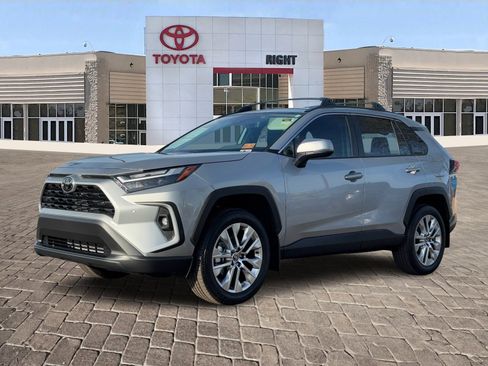 Certified 2025 Toyota RAV4 XLE Premium image 2