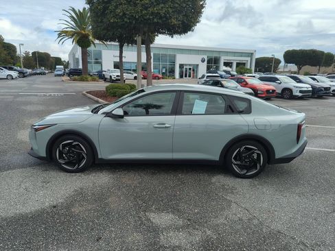 Used 2025 Kia K4 EX FWD image 11