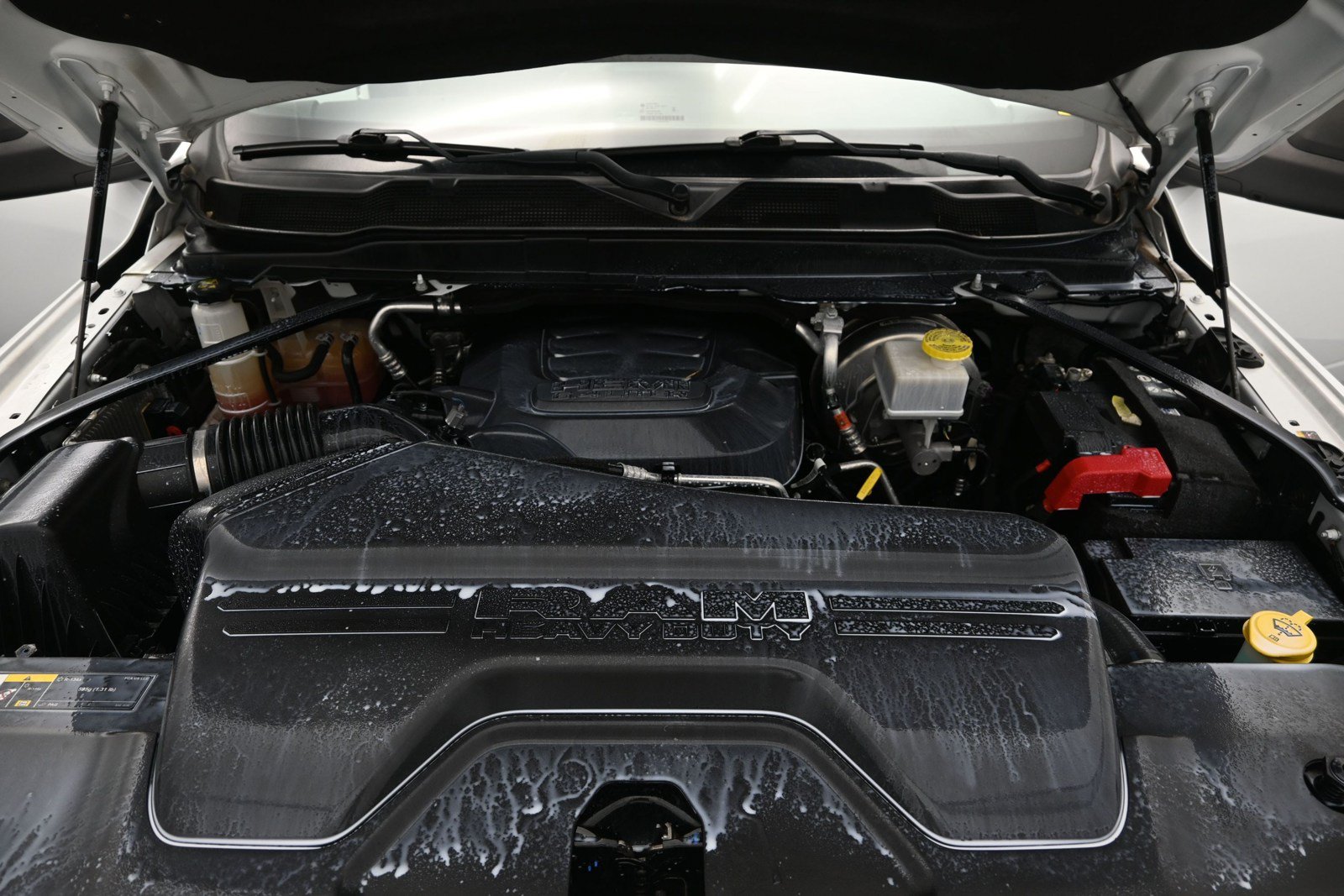 Used 2024 RAM 2500 Big Horn w/ Night Edition AWD/4WD image 9
