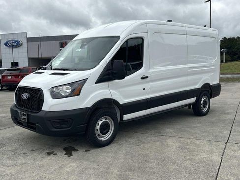 New 2026 Ford Transit 250 148 Medium Roof RWD image 3