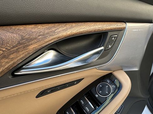 Certified 2023 Cadillac CT5 Luxury image 18