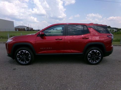 New 2026 Chevrolet Equinox LT w/ Convenience Package II image 3