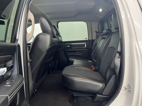 Used 2018 RAM 2500 Big Horn w/ Sport Appearance Group image 12