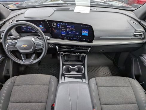 Certified 2024 Chevrolet Traverse LT FWD image 14